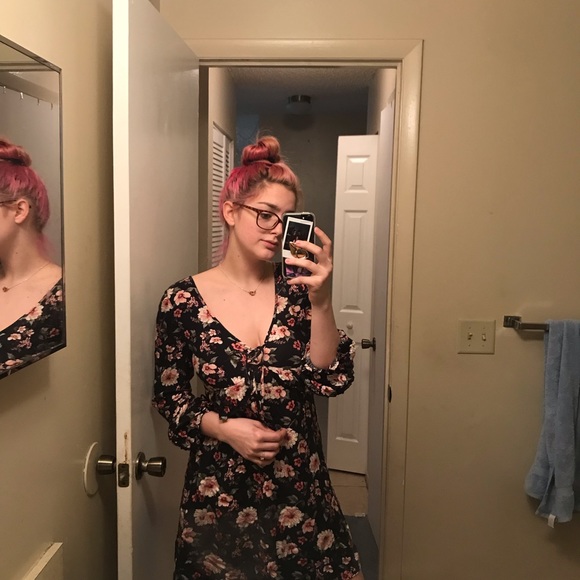 Floral Dress - Picture 2 of 4